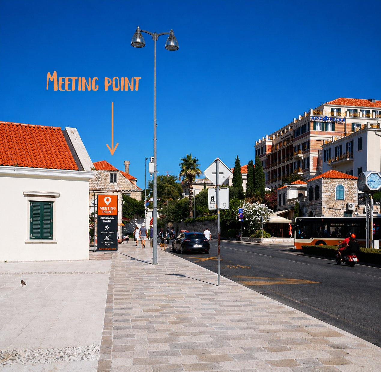 <h3>Dubrovnik Walks' orange umbrella!<span style=